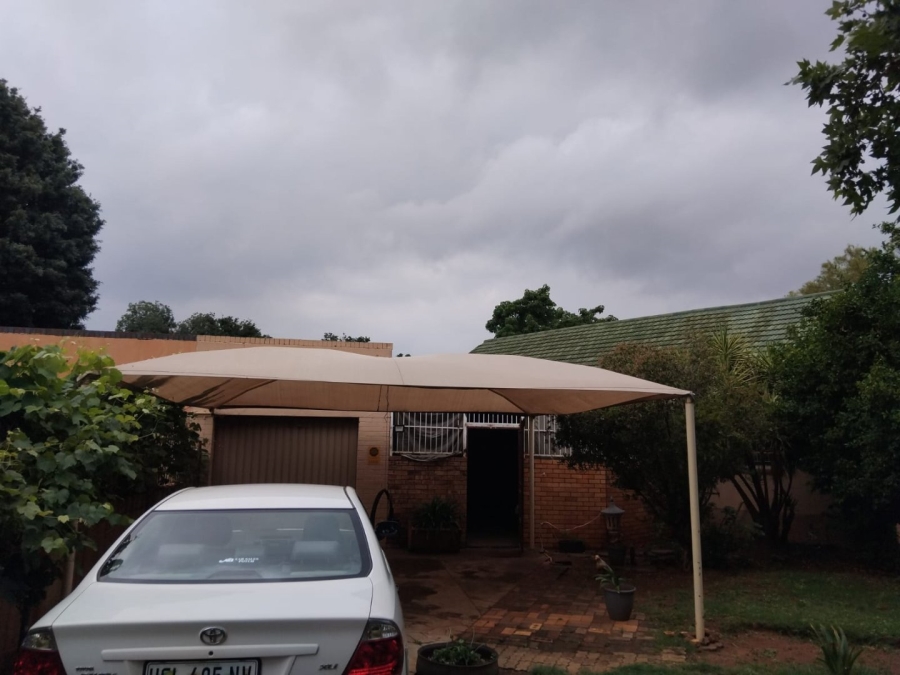 3 Bedroom Property for Sale in Stilfontein Ext 1 North West